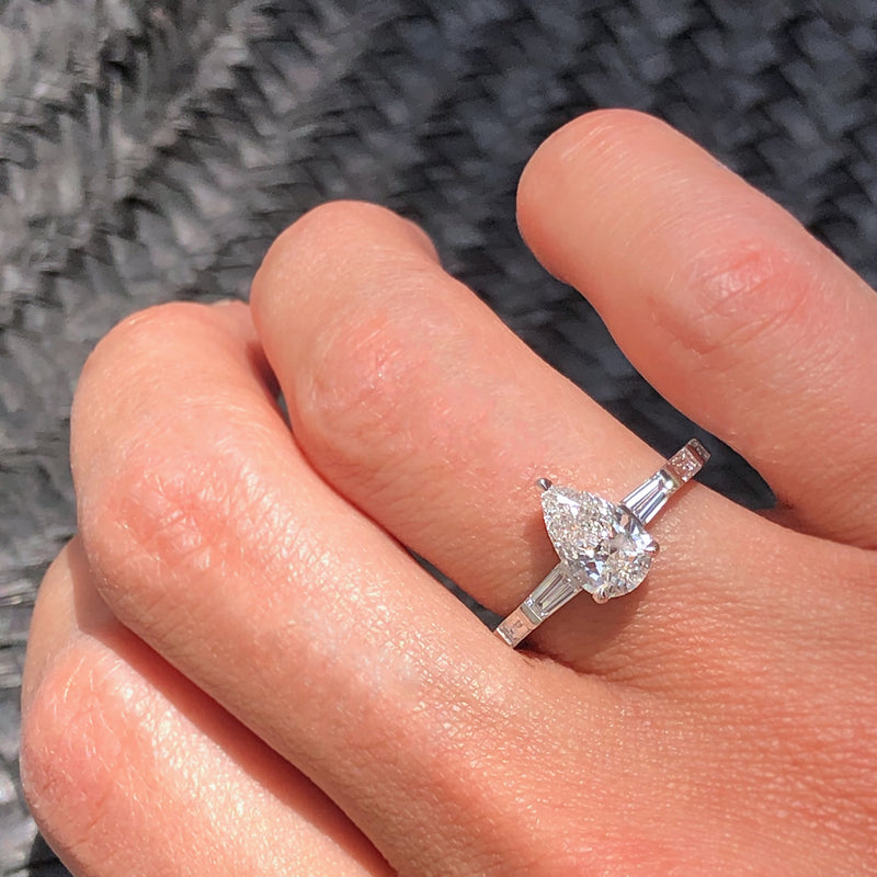 Baguette Accents Pear Cut Engagement Rings | Diamond Mansion